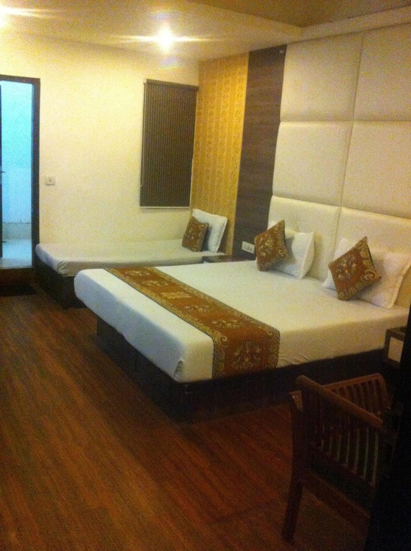 Karat 87 Hotel 3*