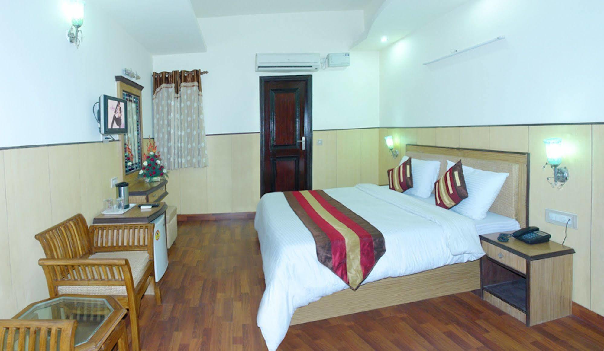 Karat 87 New Delhi